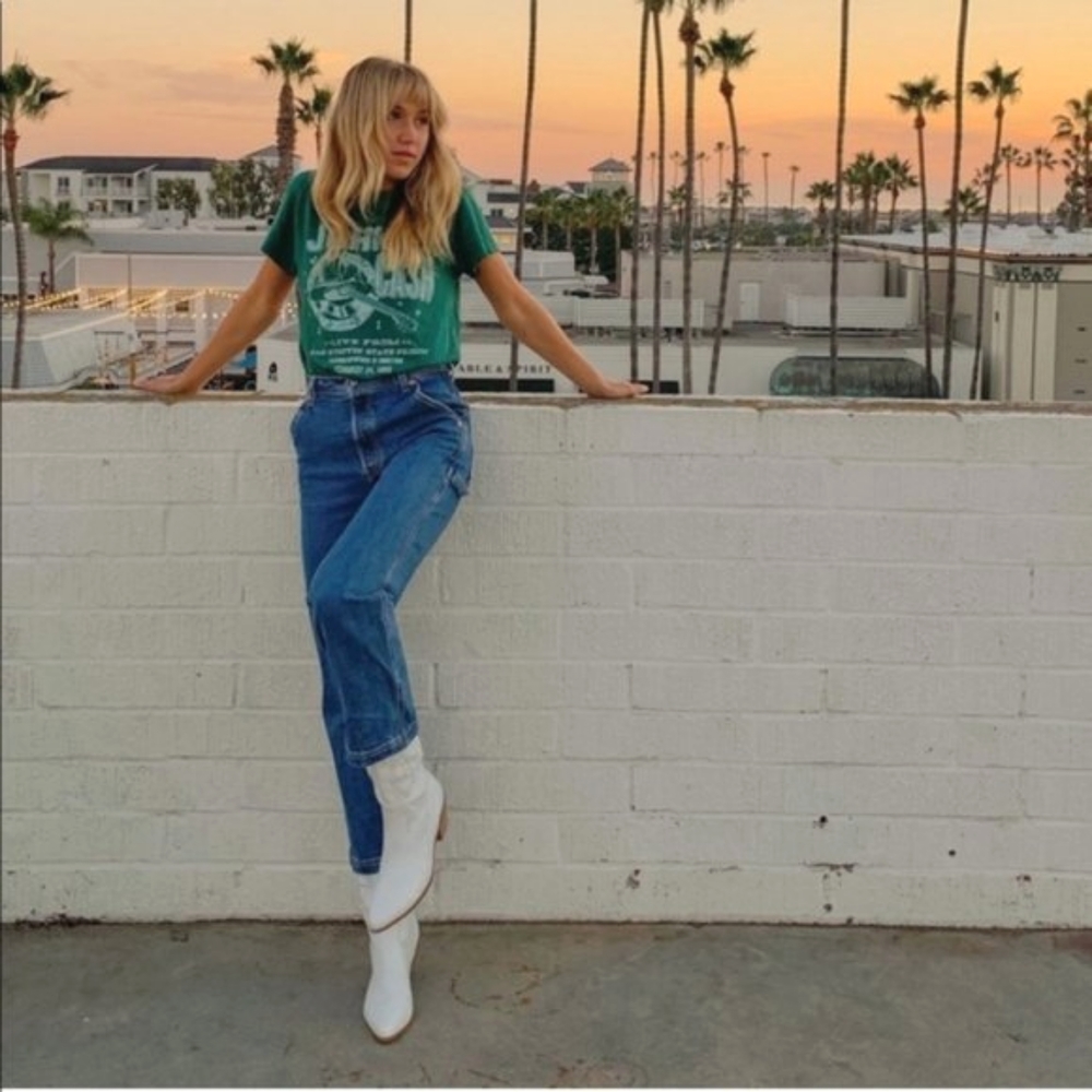 Levi’s Ribcage Straight Ankle Utility Jeans - Picture 5 of 14